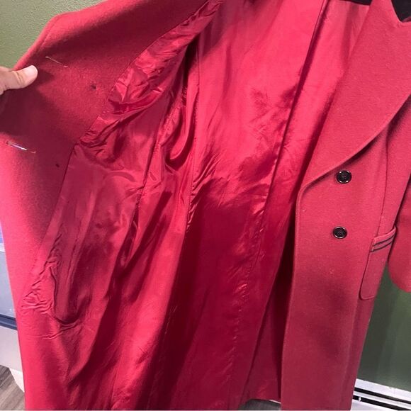 elegant winter Red medium peacoat - Picture 5 of 8